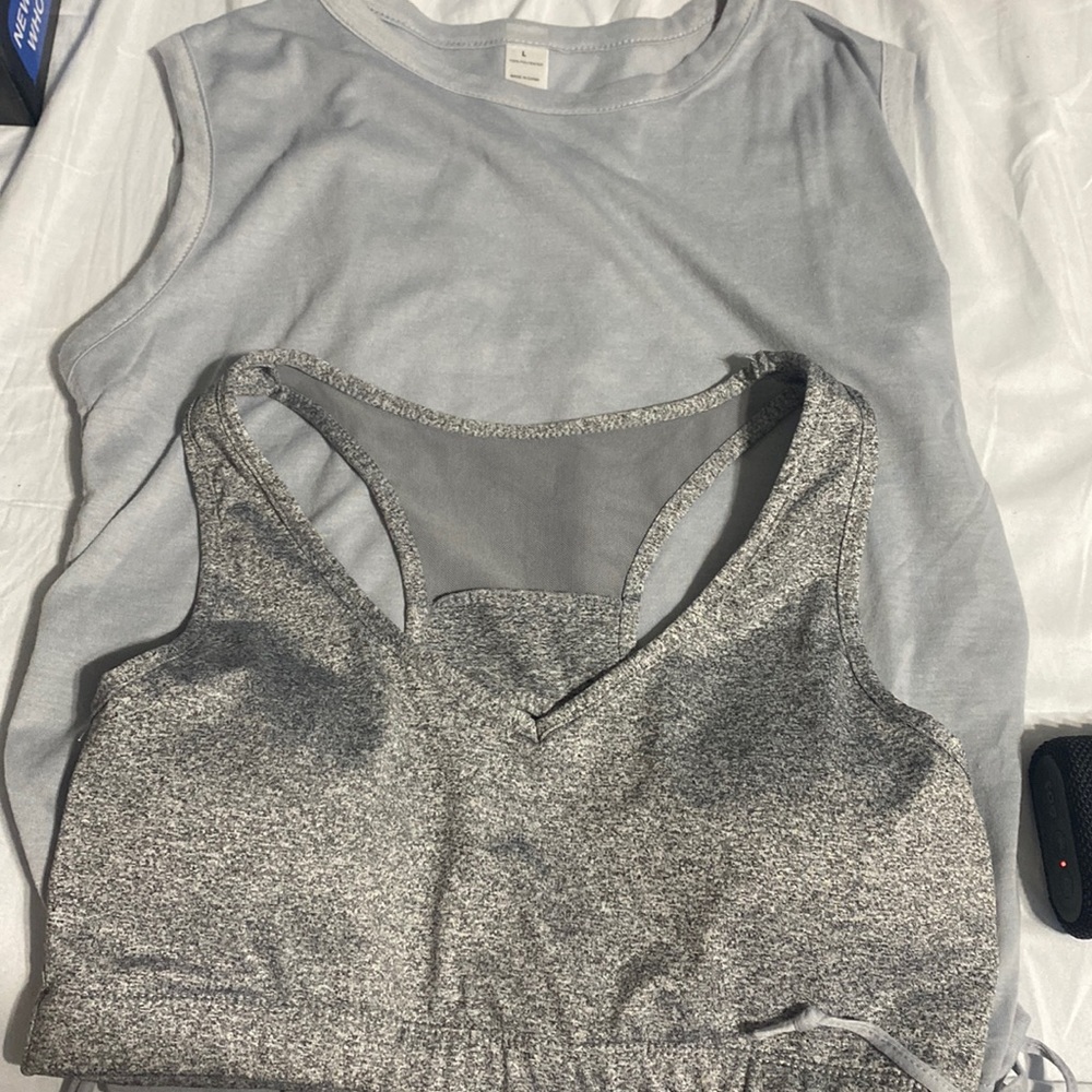 Workout shirt and sports bra